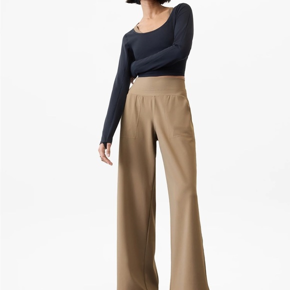 Athleta Pants - ATHLETA VENICE HIGH RISE WIDE LEG PANT size Large